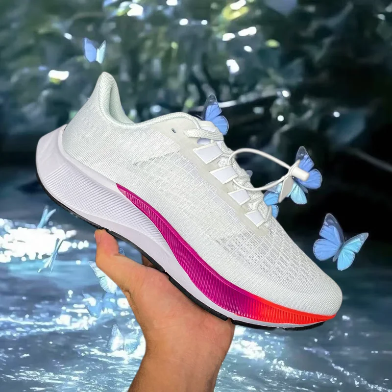 Fashionable and versatile comfortable sports shoes, fashionable sports casual shoes, retro thick soled casual running shoes
Fashionable and versatile comfortable sports shoes, fashionable sports casual shoes, retro thick soled casual running shoes