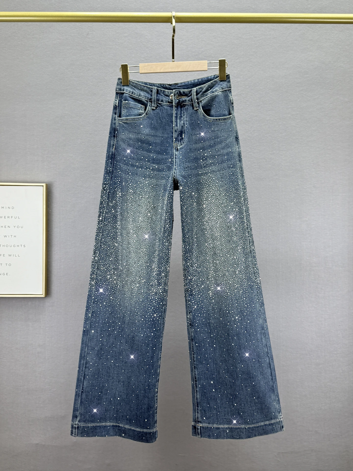 High Waist Wide Leg Jeans Women's Trendy 2025 Autumn New Loose Slimming European Sle Diamond Embellied Long Pants
High Waist Wide Leg Jeans Women's Trendy 2025 Autumn New Loose Slimming European Sle Diamond Embellied Long Pants