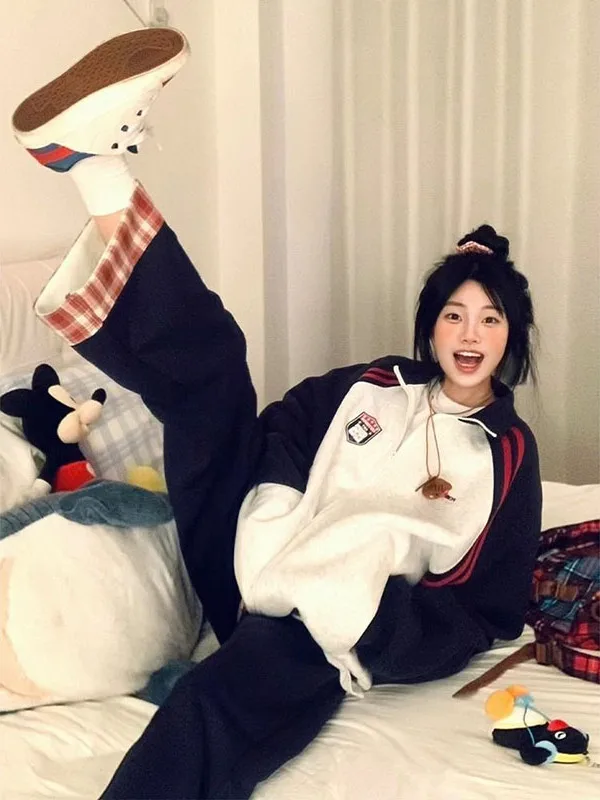 plus Size Casual Sportswear Set for Women 300 Pou Retro Color Blo Open Cardigan Jaet Sweatpants Autumn New Arrival
plus Size Casual Sportswear Set for Women 300 Pou Retro Color Blo Open Cardigan Jaet Sweatpants Autumn New Arrival