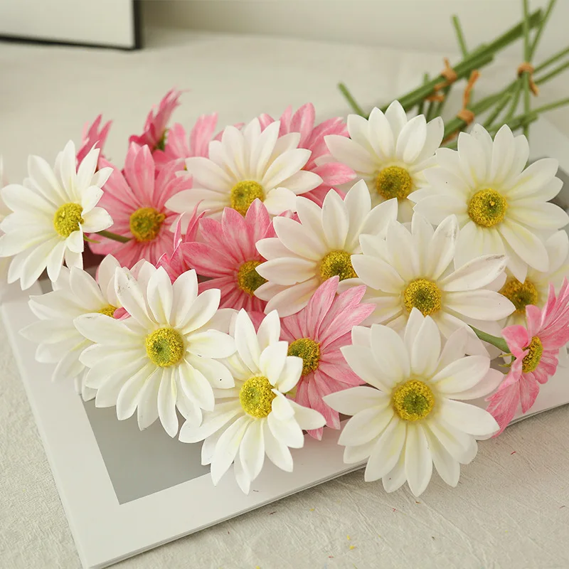 3 Head Bundles Of Hand Feel Summer Chrysanthemum Fake Flower Chrysanthemum Home Decoration Wedding Decoration Simulated Flower
3 Head Bundles Of Hand Feel Summer Chrysanthemum Fake Flower Chrysanthemum Home Decoration Wedding Decoration Simulated Flower
