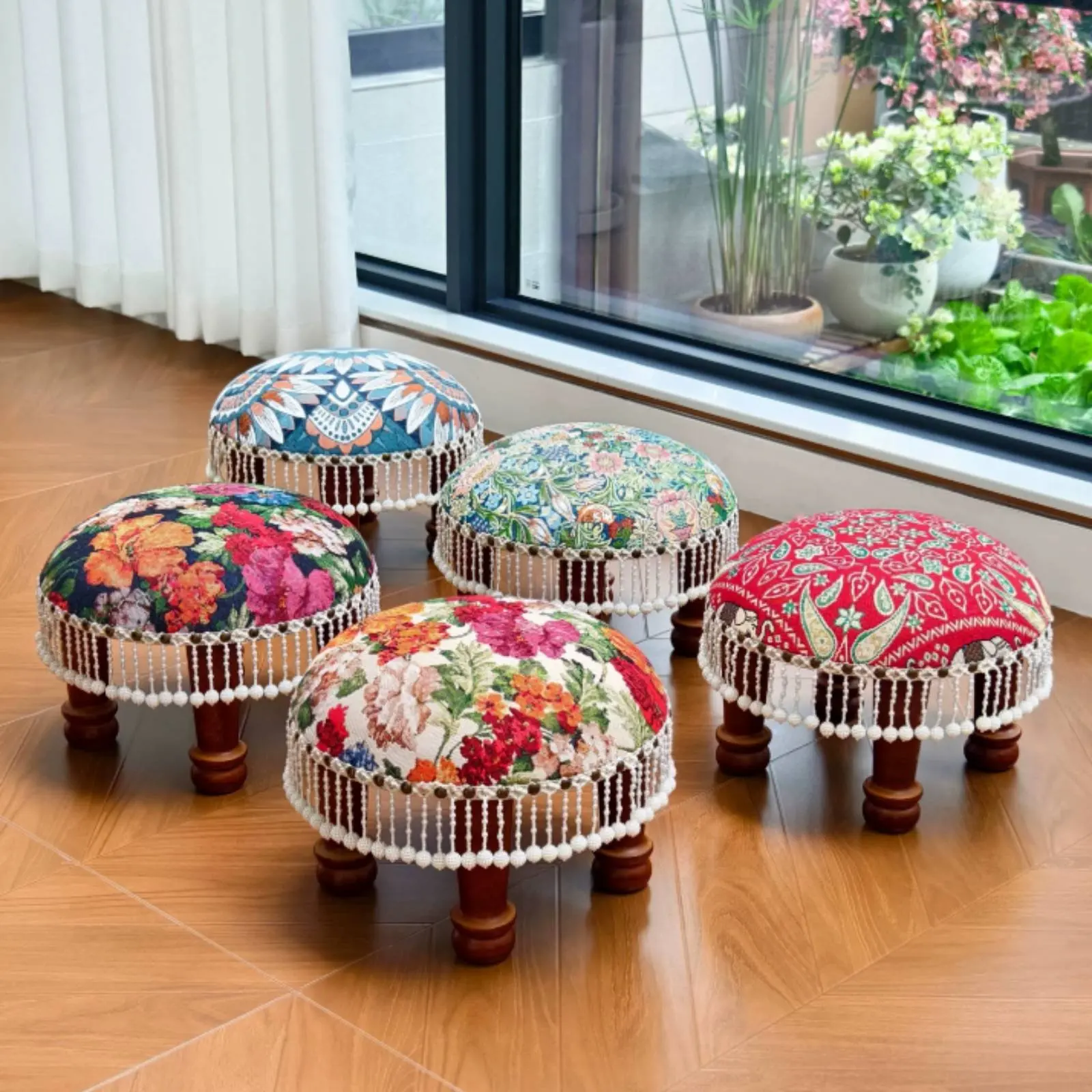 2 Pieces Floral Stool Tassels Round Footstool Tassel Stool Wooden Legs Home Furniture Patchwork for Shoe Changing, Dressing Area
2 Pieces Floral Stool Tassels Round Footstool Tassel Stool Wooden Legs Home Furniture Patchwork for Shoe Changing, Dressing Area