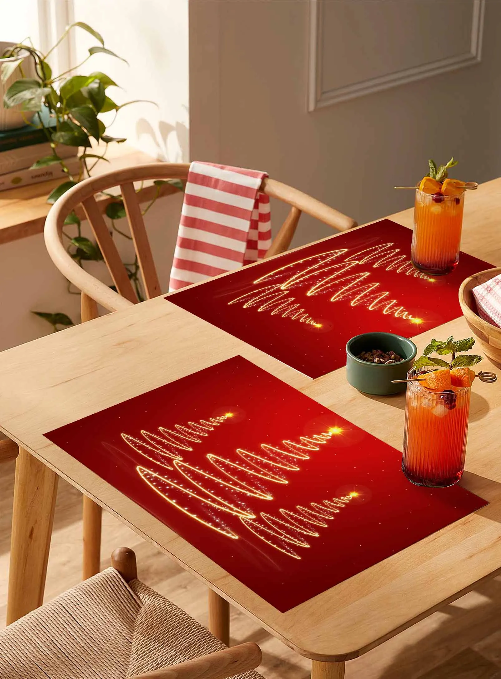 4/6 Pcs Abstract Christmas Tree Lights Placemat Wedding Party Dining Decor Linen Table Mat Kitchen Accessories 
4/6 Pcs Abstract Christmas Tree Lights Placemat Wedding Party Dining Decor Linen Table Mat Kitchen Accessories