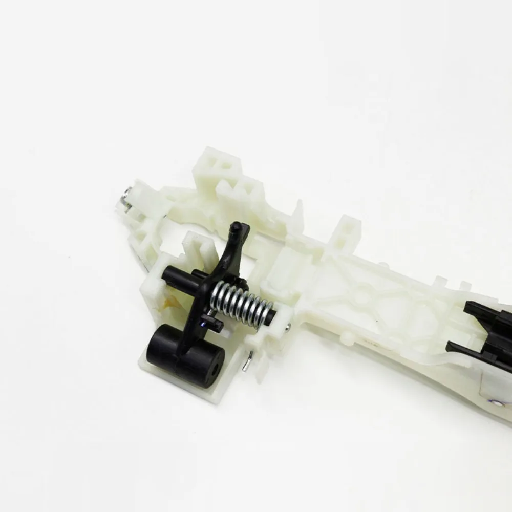 Brand New 1pc for Hyundai Elantra 2017 2018 2019 2020 82655F2200 Front Rear Left Right Door Handle Base Exterior Automatic Parts
Brand New 1pc for Hyundai Elantra 2017 2018 2019 2020 82655F2200 Front Rear Left Right Door Handle Base Exterior Automatic Parts