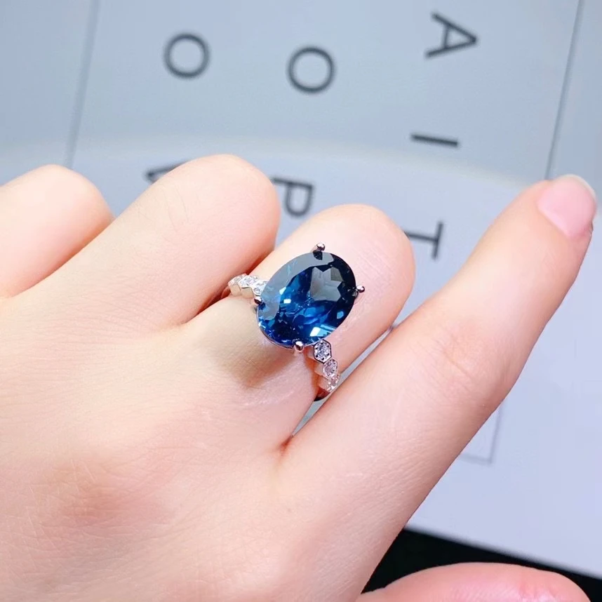 VVS Grade London Blue Topaz Silver Ring Simple 925 Silver Natural Topaz Jewelry with 18K Gold Plating Birthday Gift for Woman
VVS Grade London Blue Topaz Silver Ring Simple 925 Silver Natural Topaz Jewelry with 18K Gold Plating Birthday Gift for Woman