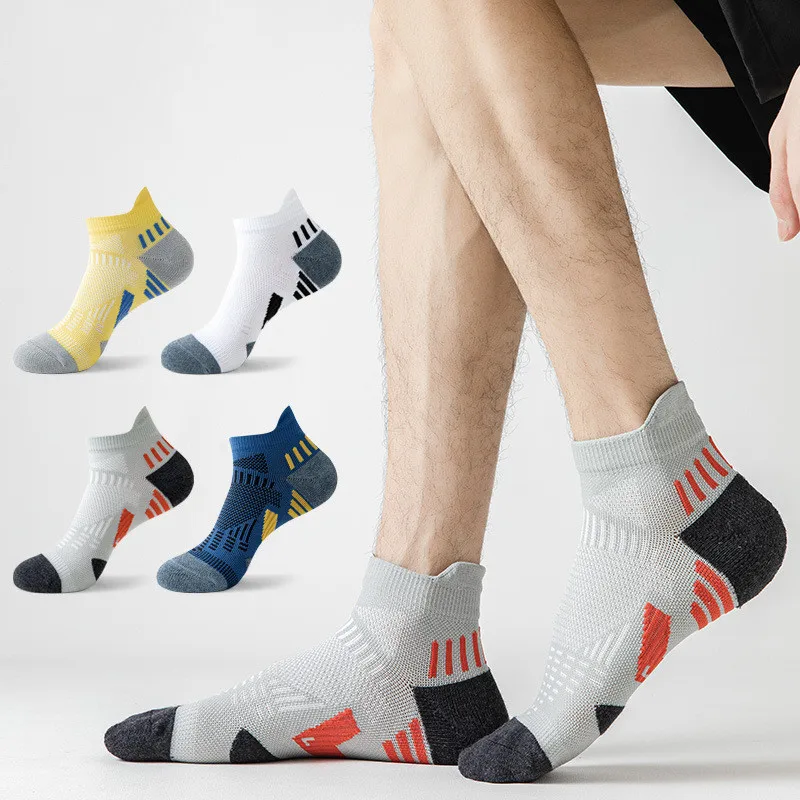 Unisex Men Women Outdoor Sports Socks Nylon Breathable Gym Fitness Running Socks Professional Non-slip Socks for Riding Cycling
Unisex Men Women Outdoor Sports Socks Nylon Breathable Gym Fitness Running Socks Professional Non-slip Socks for Riding Cycling