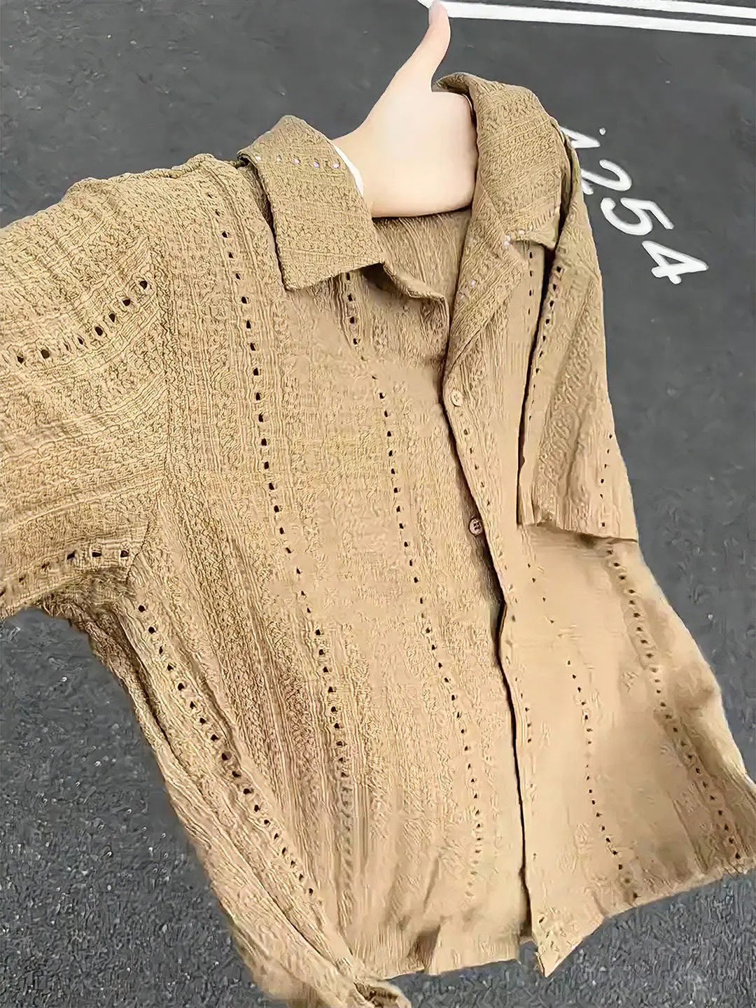 Retro American Hollow out Short Sleeve Men's Shirt Lightweight Breathable Summer Fashion Top Half Sleeve Cotton Polyester Blend
Retro American Hollow out Short Sleeve Men's Shirt Lightweight Breathable Summer Fashion Top Half Sleeve Cotton Polyester Blend