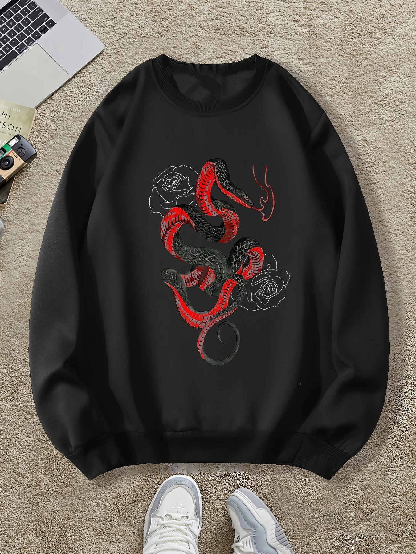 Осенне-зимняя мужская и женская спортивная толстовка со змеиным узором и длинными рукавами, повседневная и свободная уличная одежда
Осенне-зимняя мужская и женская спортивная толстовка со змеиным узором и длинными рукавами, повседневная и свободная уличная одежда