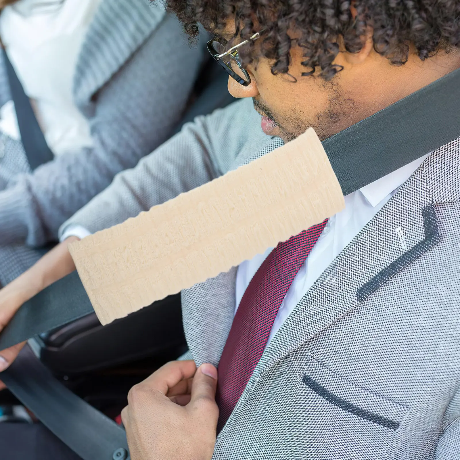 2 шт. удлиненные мягкие накладки на плечи для защиты шеи, легко устанавливаемые, для интерьера автомобиля
2 шт. удлиненные мягкие накладки на плечи для защиты шеи, легко устанавливаемые, для интерьера автомобиля