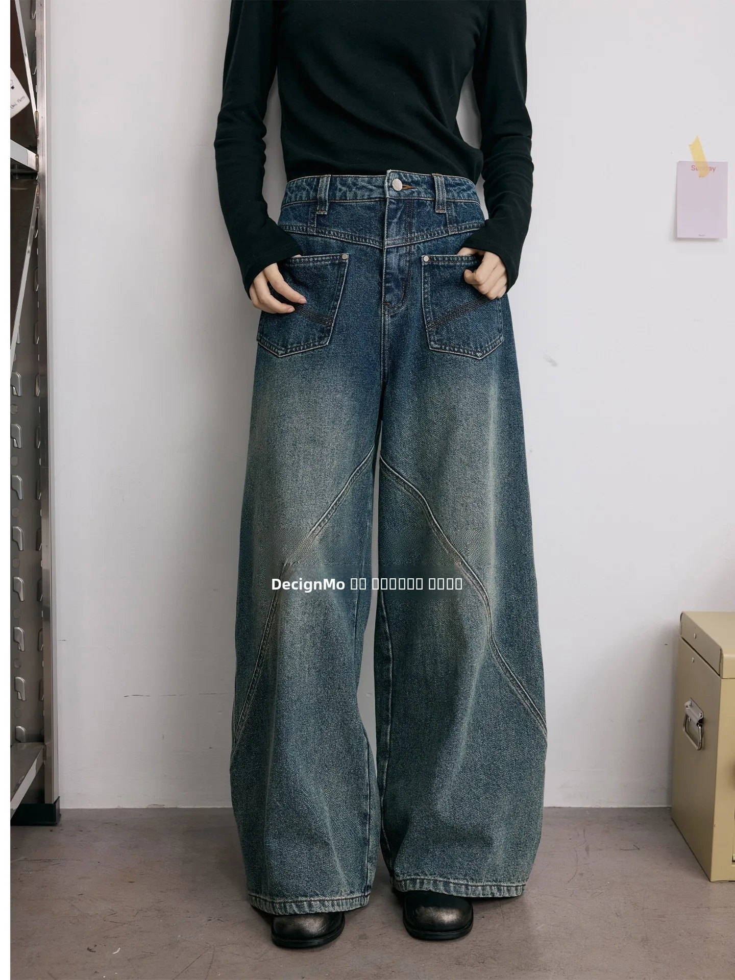 Casual Cotton Fce Lined Patch ket Two Tone Workwear Jeans High Waist Wide Leg Pants Wear Resistant Loose Fit Denim Jeans
Casual Cotton Fce Lined Patch ket Two Tone Workwear Jeans High Waist Wide Leg Pants Wear Resistant Loose Fit Denim Jeans