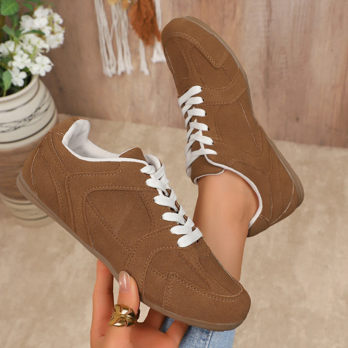 New Natural Suede Leather Lace-up Women Sneakers Round Toe Soft Comfort Casual Outdoor Walk Shoes for Woman Zapatos De Mujer
New Natural Suede Leather Lace-up Women Sneakers Round Toe Soft Comfort Casual Outdoor Walk Shoes for Woman Zapatos De Mujer