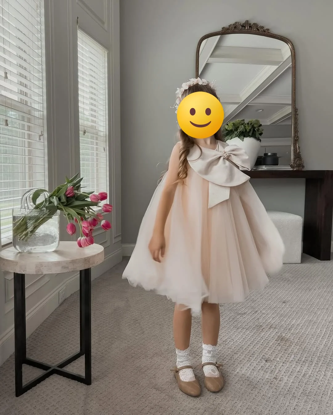 Customized Lovely Flower Girl Dress For Wedding With Big Bow Knee Length Girl Kids Birthday Party First Holy Communion Gowns
Customized Lovely Flower Girl Dress For Wedding With Big Bow Knee Length Girl Kids Birthday Party First Holy Communion Gowns