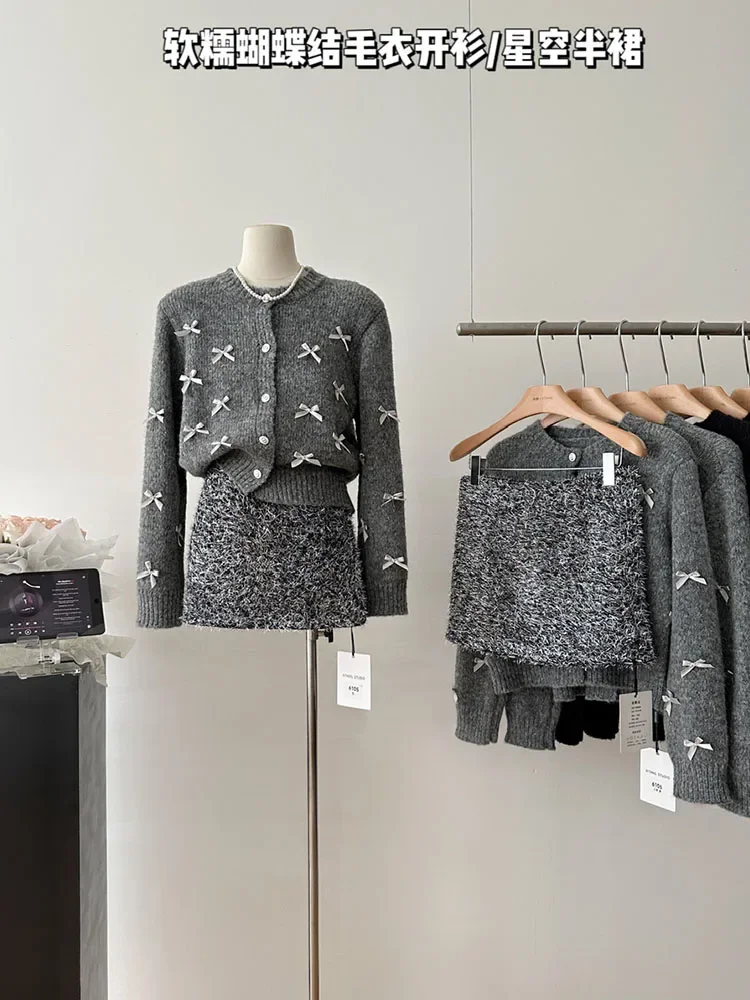 2 Piece Skirt Set Bow Knitwear Cardigan Luxury + Wrap Hip High Waist Slim A-Line Skirts Formal Occasion Korean Elegant Outfits
2 Piece Skirt Set Bow Knitwear Cardigan Luxury + Wrap Hip High Waist Slim A-Line Skirts Formal Occasion Korean Elegant Outfits