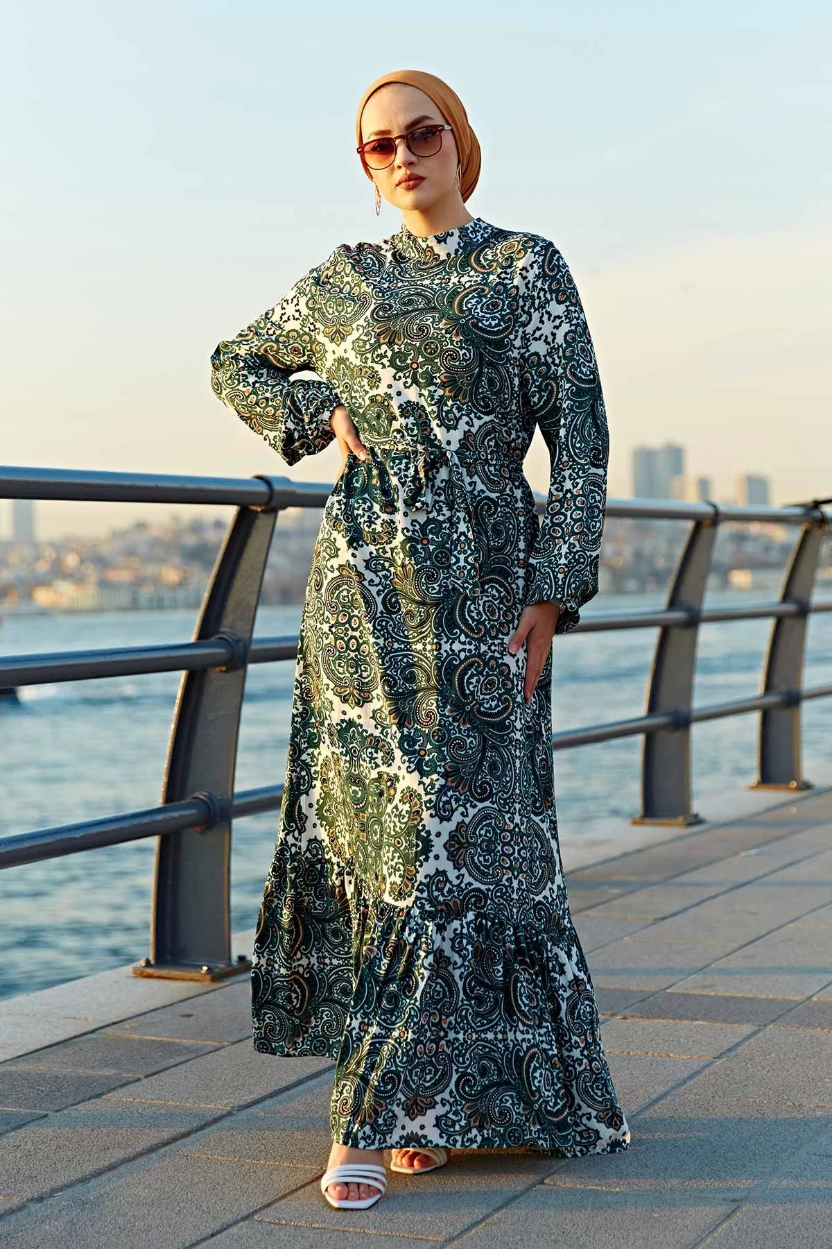 Dress women's dresses 2021 kaftan abaya long Muslim evening dresses hijab abayas Turkish Hijab Party Casual women clothes
Dress women's dresses 2021 kaftan abaya long Muslim evening dresses hijab abayas Turkish Hijab Party Casual women clothes