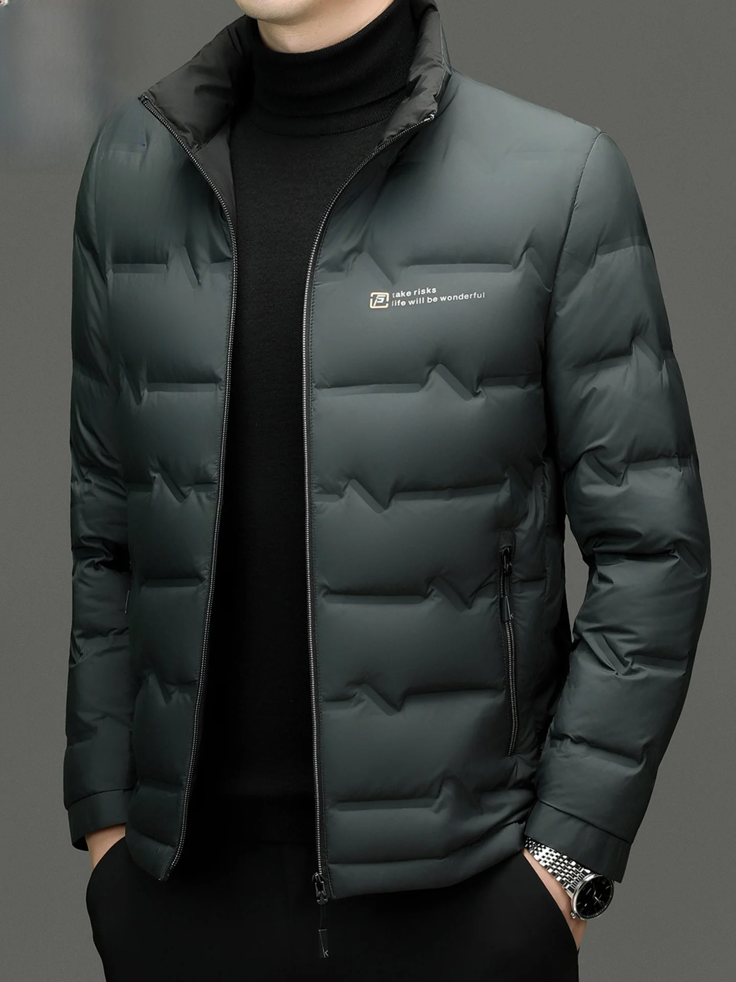 Легкая повседневная мужская куртка-пуховик с воротником-стойкой для осени и зимы, модная теплая верхняя одежда, стильная деловая одежда...
Легкая повседневная мужская куртка-пуховик с воротником-стойкой для осени и зимы, модная теплая верхняя одежда, стильная деловая одежда...