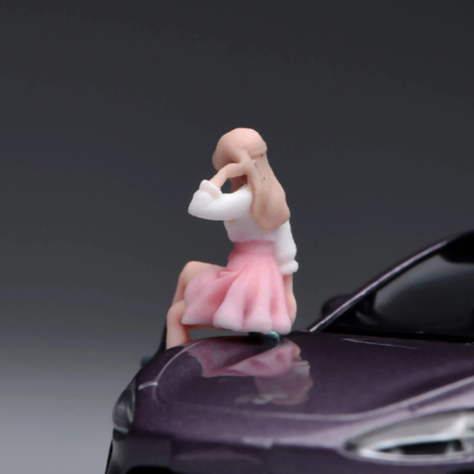 1/64 Scale Figurine Compact Size 1:64 Scale Female Figure Miniature Girl Statue Realistic Details Hand-Painted Resin Mini Figure
1/64 Scale Figurine Compact Size 1:64 Scale Female Figure Miniature Girl Statue Realistic Details Hand-Painted Resin Mini Figure