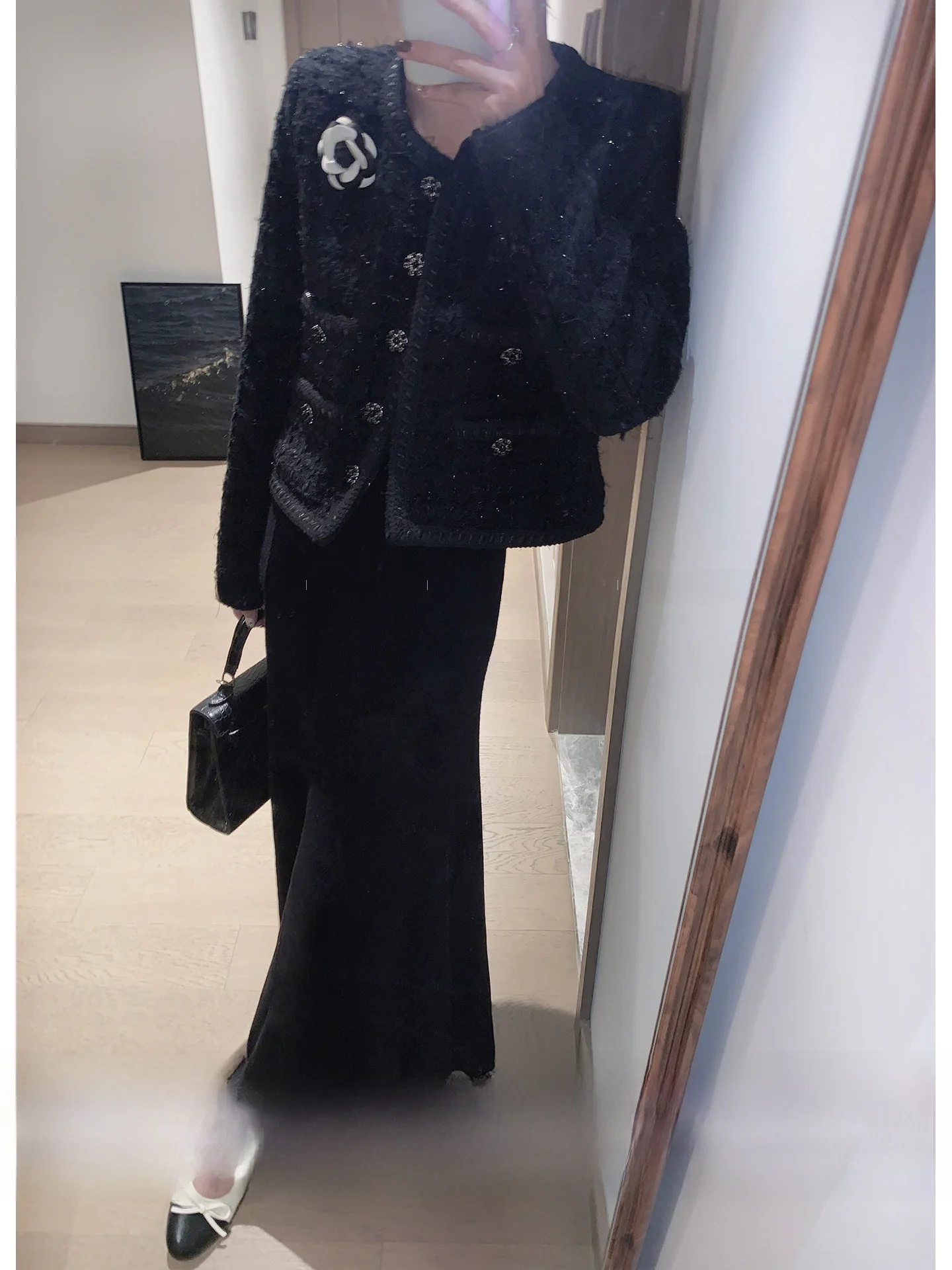 Женское пальто LILI Miss Luxury из плотного твидового трикотажа, повседневная верхняя одежда для осени и зимы, модный дизайн в клетку
Женское пальто LILI Miss Luxury из плотного твидового трикотажа, повседневная верхняя одежда для осени и зимы, модный дизайн в клетку