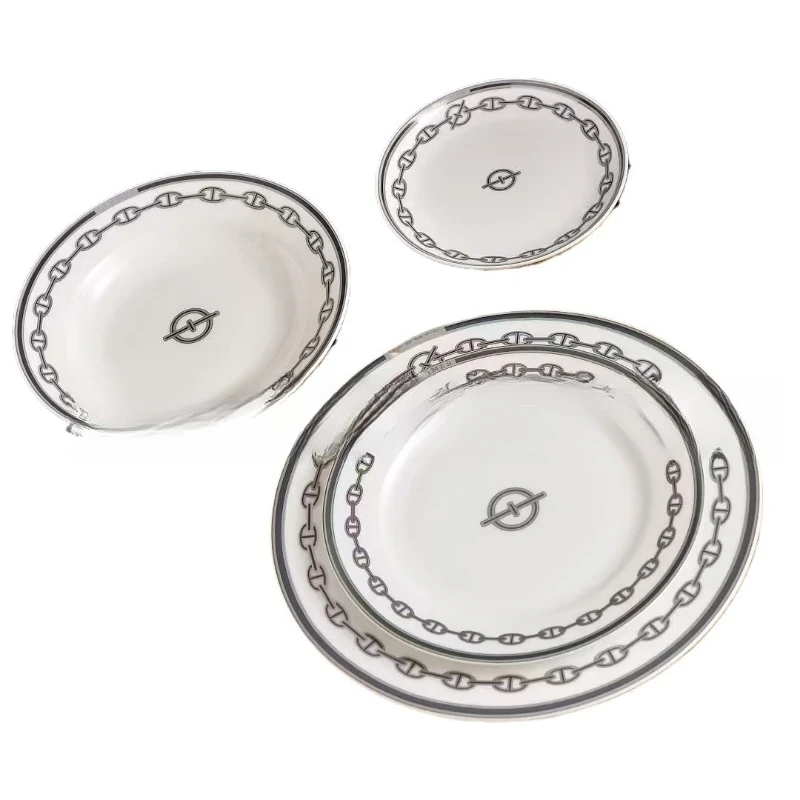 European light luxury H home black chain series 32-head bone china tableware large noodle bowl rice bowl plate spoon set
European light luxury H home black chain series 32-head bone china tableware large noodle bowl rice bowl plate spoon set