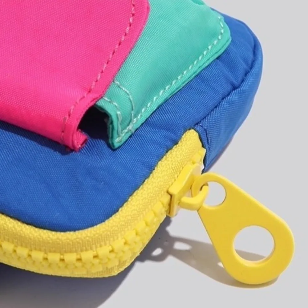 Stylish Portable Storage Bag Color-blocking Design Durable Small Hanging Bag Multi-functional Portable Zipper Earphone Case
Stylish Portable Storage Bag Color-blocking Design Durable Small Hanging Bag Multi-functional Portable Zipper Earphone Case