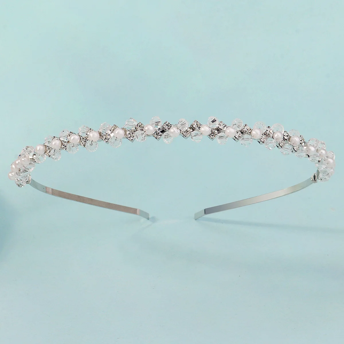 Простая повязка для волос с жемчугом и стразами, модные свадебные аксессуары для волос, вечерние повседневные повязки на голову с короной для девочек, тиара подружки невесты
Простая повязка для волос с жемчугом и стразами, модные свадебные аксессуары для волос, вечерние повседневные повязки на голову с короной для девочек, тиара подружки невесты