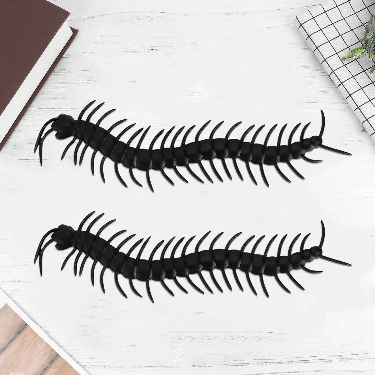 24Pcs Fake Centipede Tricky Props Realistic Prank Decorations Halloween April Fools Haunted House Scary Scene Accessories
24Pcs Fake Centipede Tricky Props Realistic Prank Decorations Halloween April Fools Haunted House Scary Scene Accessories