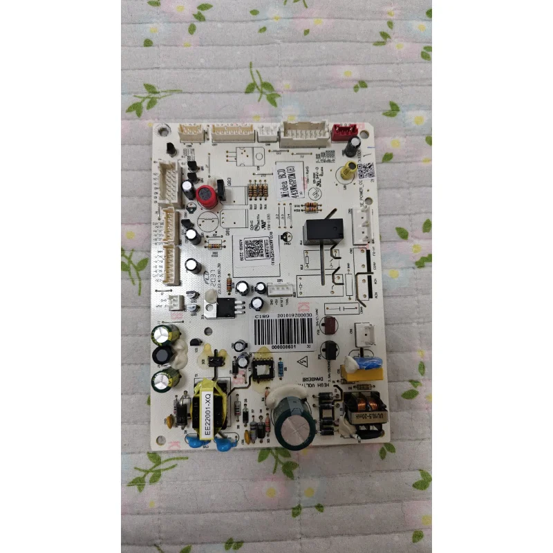 Подходит для холодильника Midea Yunmi BCD-443WKGPZM(E), материнская плата компьютера 000008601, инверторная плата
Подходит для холодильника Midea Yunmi BCD-443WKGPZM(E), материнская плата компьютера 000008601, инверторная плата