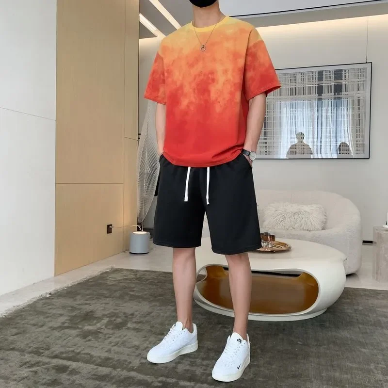 Casual Sports Suit Men's New Summer Thin Loose Trendy Short-sleeved Shorts Two-piece Set
Casual Sports Suit Men's New Summer Thin Loose Trendy Short-sleeved Shorts Two-piece Set