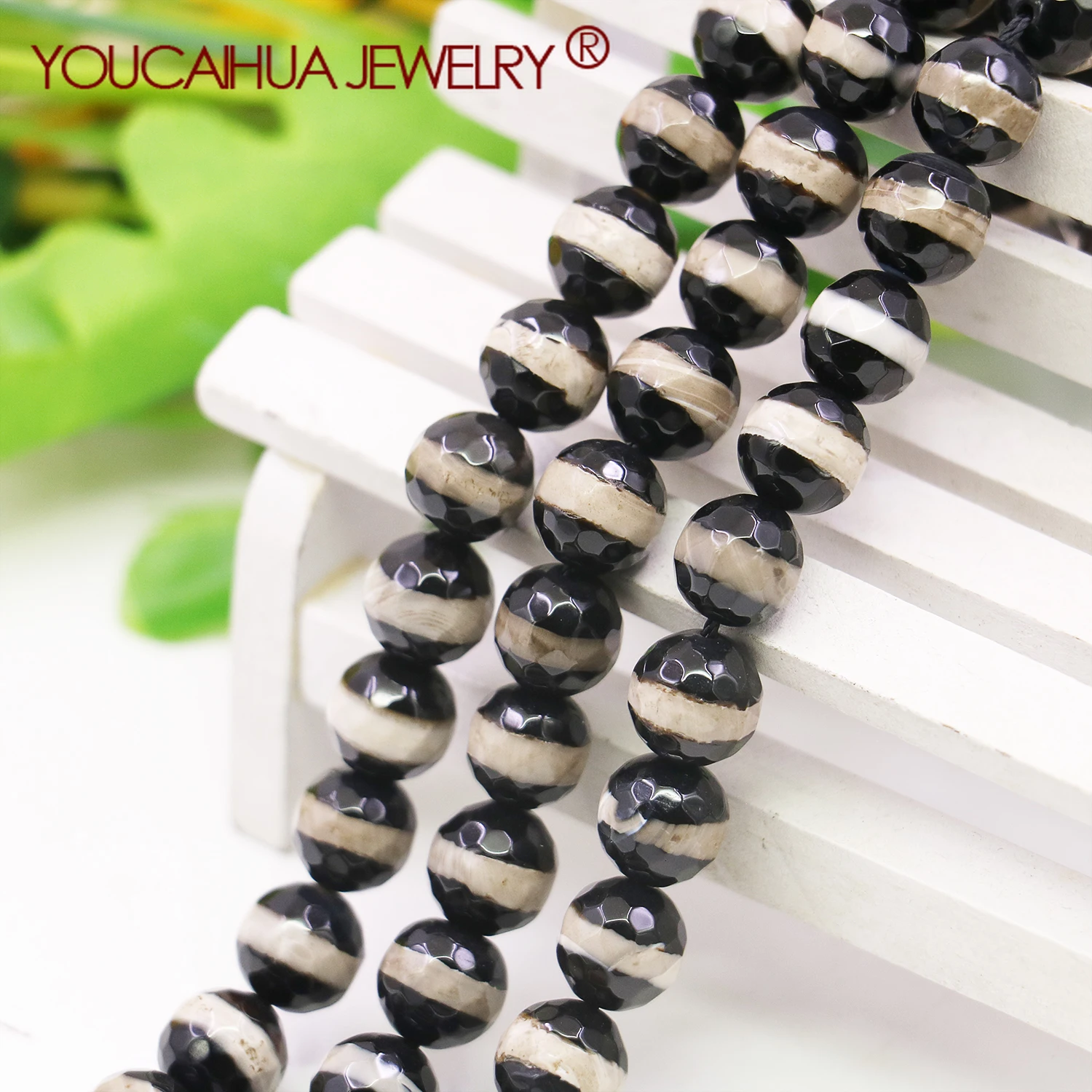 6/8/10mm Natural White&black Stripe Agates Stone Round Faceted Loose Beads DIY Onyx Women Girl Fashion Jewelry Making Design
6/8/10mm Natural White&black Stripe Agates Stone Round Faceted Loose Beads DIY Onyx Women Girl Fashion Jewelry Making Design