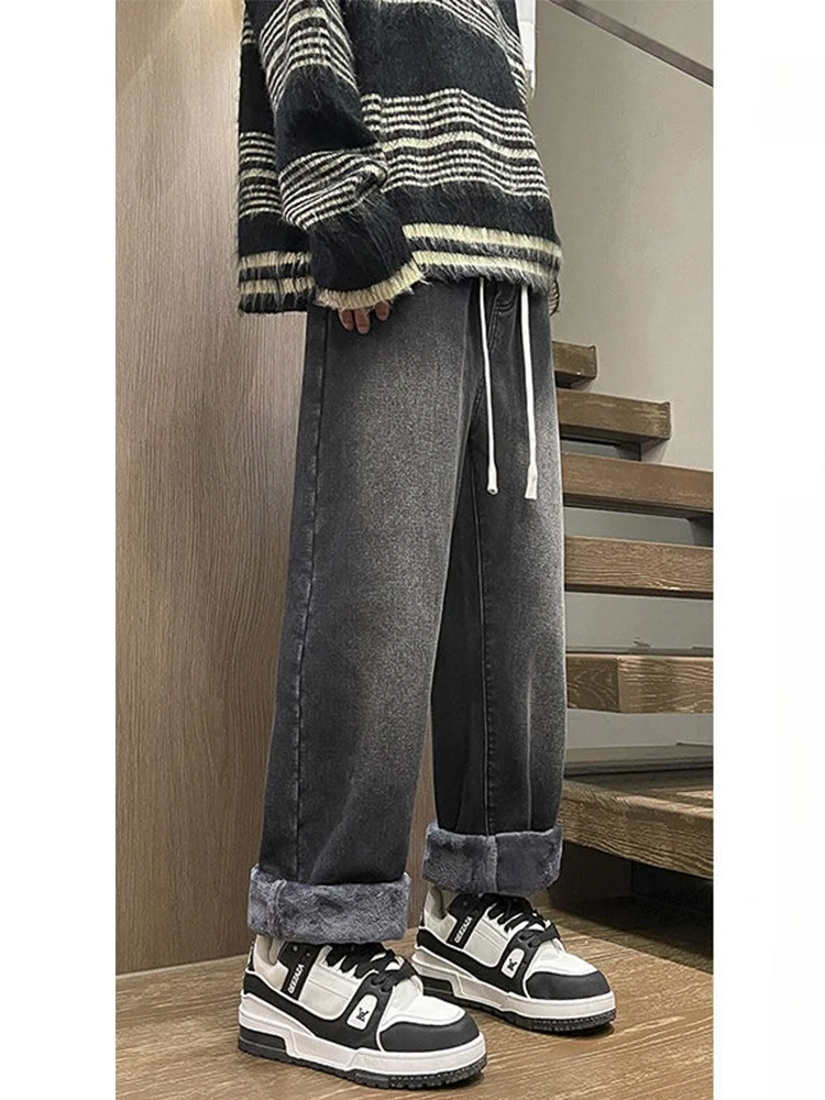 Men's Fleece Lined Straight Leg Jeans Thick Winter Casual Pants American Style High Street Vintage Loose Wide Leg Trousers
Men's Fleece Lined Straight Leg Jeans Thick Winter Casual Pants American Style High Street Vintage Loose Wide Leg Trousers