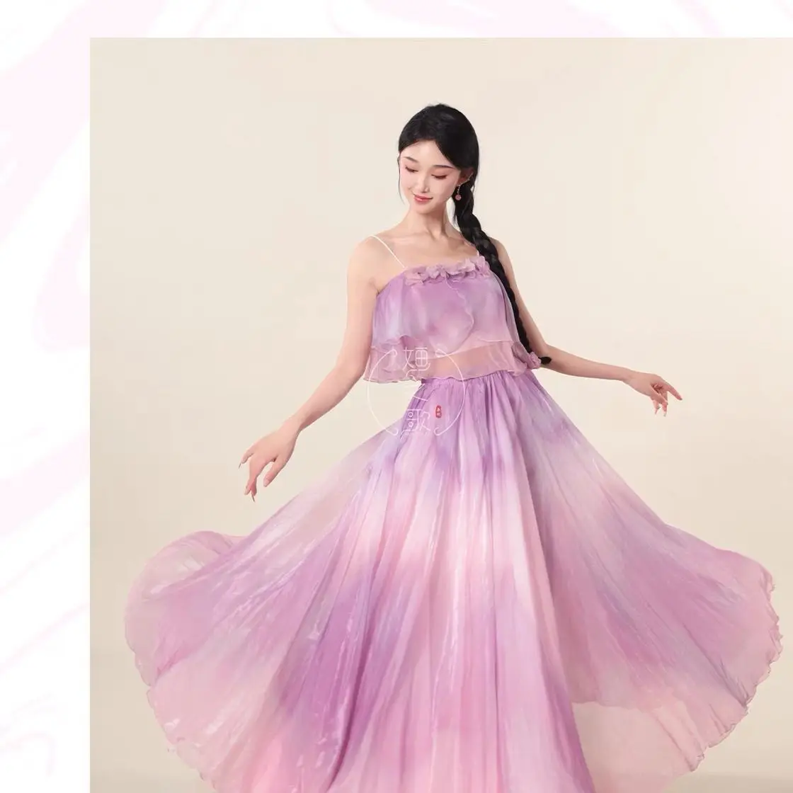 Yanxia Hua's Song Han Hua Snow Lotus Flower Modern Dance Classical Dance 720 Degree Gradient Ancient Style Fairy-like Elegant
Yanxia Hua's Song Han Hua Snow Lotus Flower Modern Dance Classical Dance 720 Degree Gradient Ancient Style Fairy-like Elegant