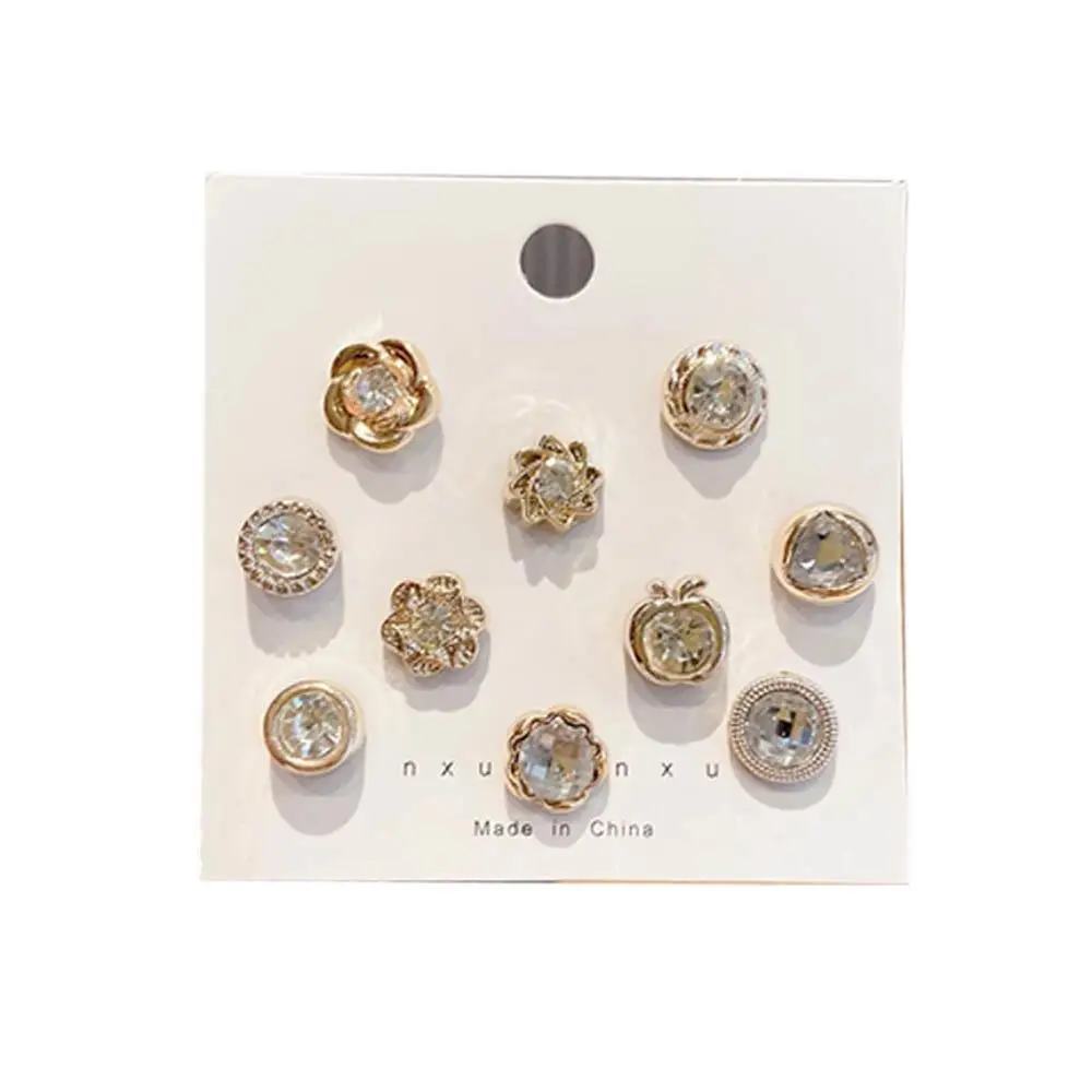 Simple Convenient Women Decoration Beautiful Brooch Collar Creative Needle Buckle Fixed Pin Jewelry Gift Pin Fashion Supplies
Simple Convenient Women Decoration Beautiful Brooch Collar Creative Needle Buckle Fixed Pin Jewelry Gift Pin Fashion Supplies