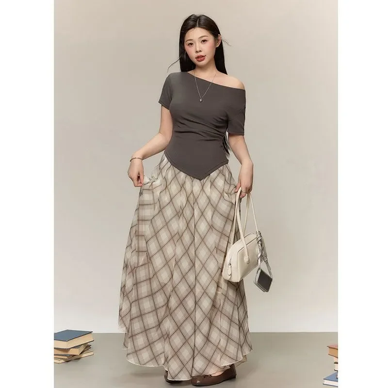 Women's Plus Size Plaid Maxi Skirt High Waist A-Line Flowy Casual Long Skirt
Women's Plus Size Plaid Maxi Skirt High Waist A-Line Flowy Casual Long Skirt