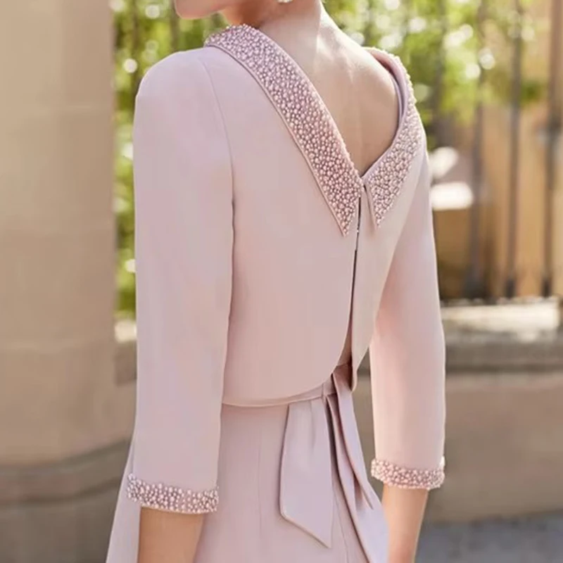 Two piece Mermaid Mother of the Bride Dress 3/4 Sleeve Scoop Neck Pearls Satin Pink wedding Party Dresses for formal occasions
Two piece Mermaid Mother of the Bride Dress 3/4 Sleeve Scoop Neck Pearls Satin Pink wedding Party Dresses for formal occasions