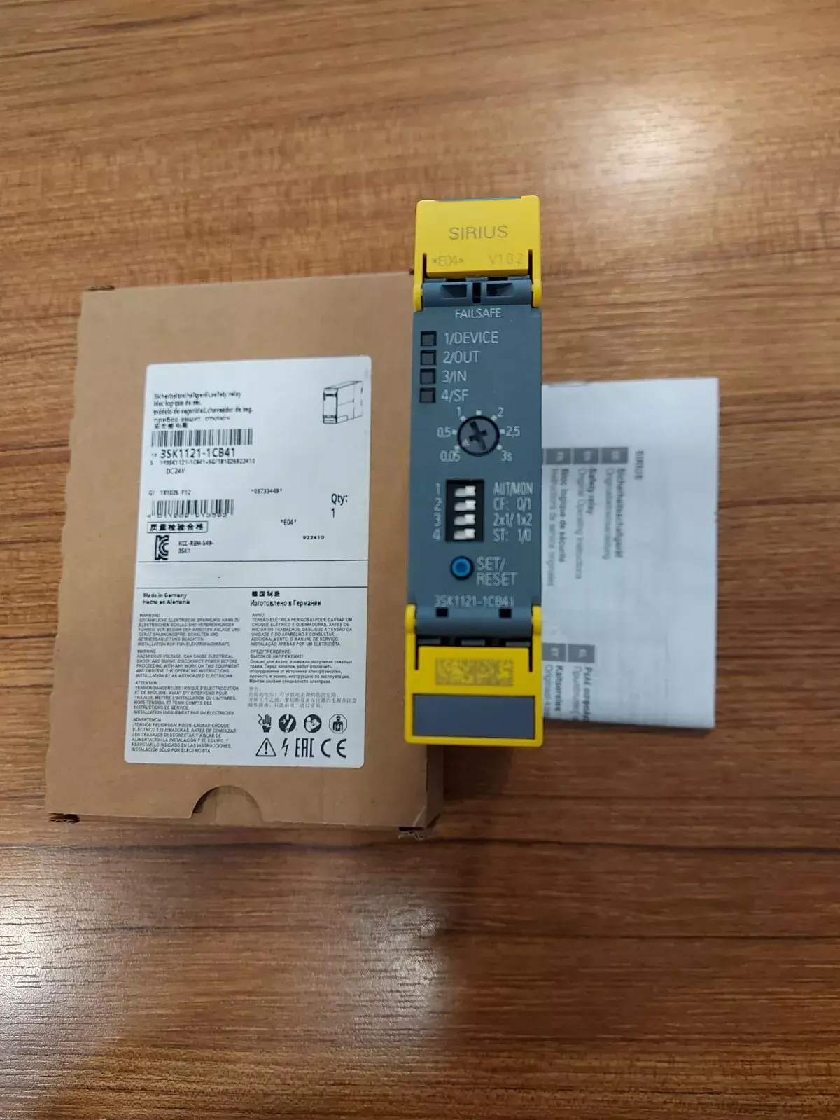 Brand new 3SK1121-1CB41 Warrently One-year
Brand new 3SK1121-1CB41 Warrently One-year