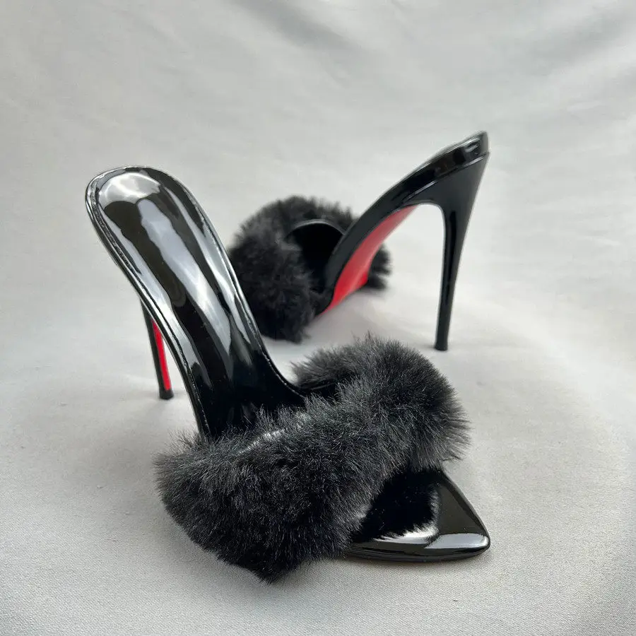 Новые модные женские туфли-мюли на тонком каблуке 12 см с открытым носком, на высоком каблуке, с ремешками, черные, пушистые, стильные
Новые модные женские туфли-мюли на тонком каблуке 12 см с открытым носком, на высоком каблуке, с ремешками, черные, пушистые, стильные