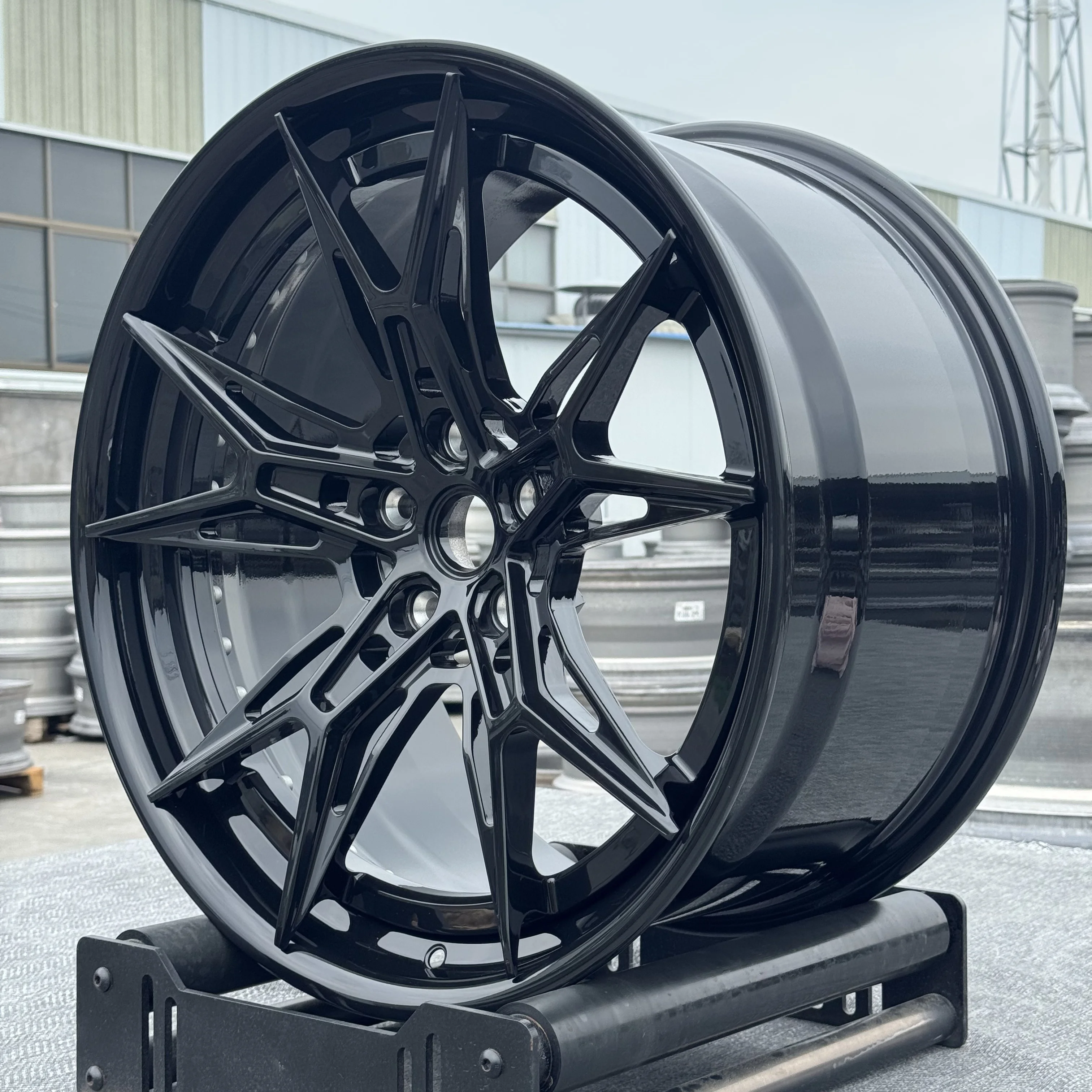 Hot-selling Custom 19 20 21 22 Inch 5x114.3 Forged 2 Piece High Performance Alloy Car Wheels for Ferrari Modifications Upgrades
Hot-selling Custom 19 20 21 22 Inch 5x114.3 Forged 2 Piece High Performance Alloy Car Wheels for Ferrari Modifications Upgrades