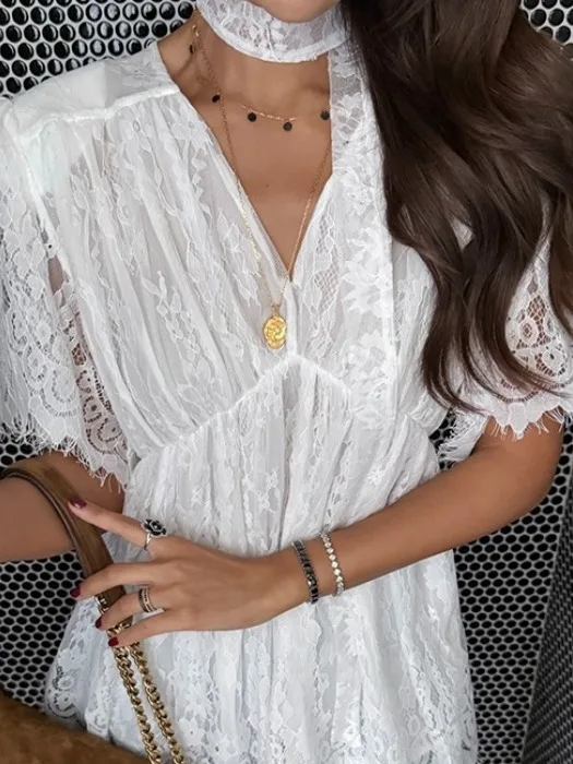 Elegant Embroidered Lace Shirt Women's Summer New Style High-End Feel Collar Versatile Top Hook Flower Lace Inner Wear Commut...
Elegant Embroidered Lace Shirt Women's Summer New Style High-End Feel Collar Versatile Top Hook Flower Lace Inner Wear Commut...