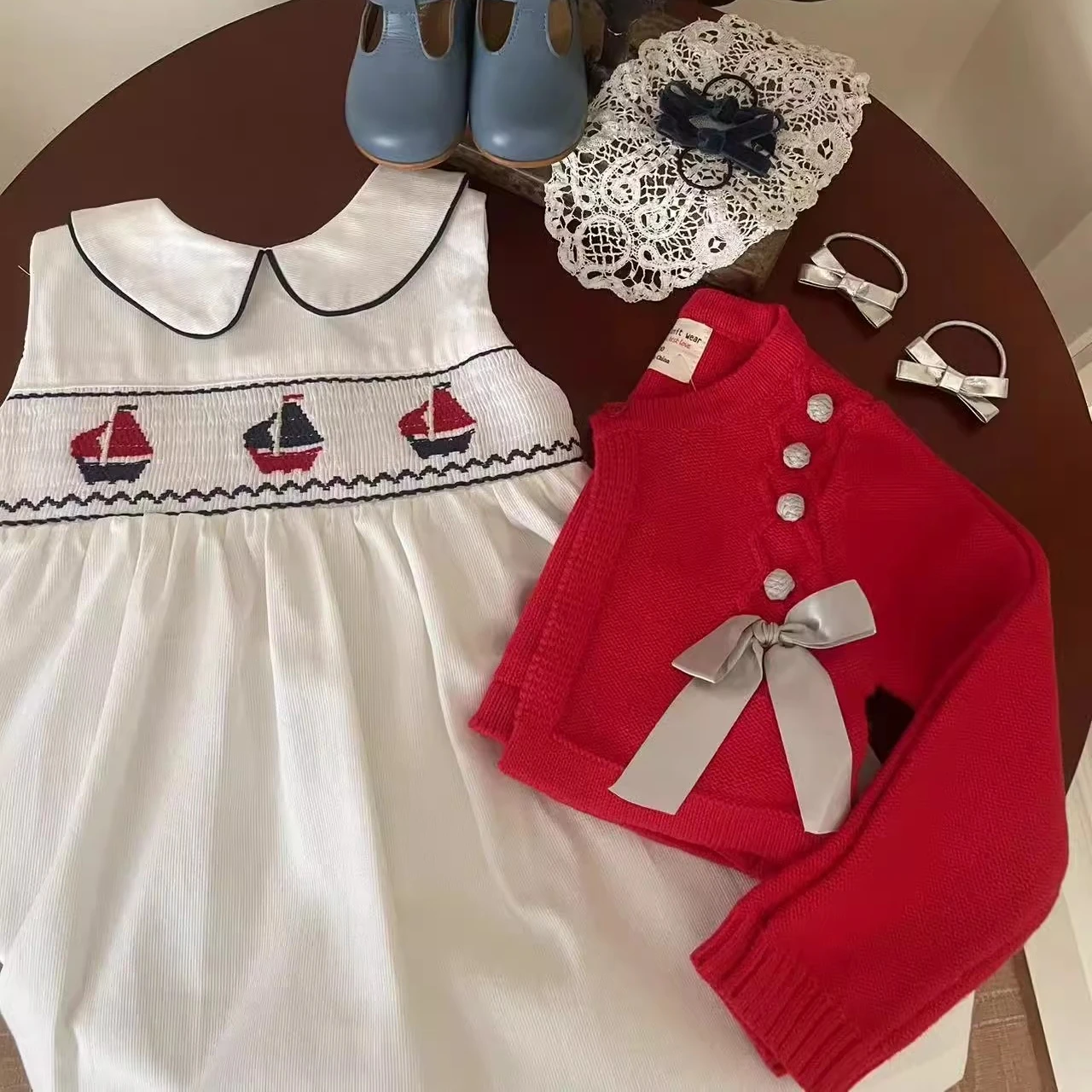 Little Girl Princess Dress Toddler Girls Sleeveless Smock Dresses Embroidery Summer 2024 New Children Cotton One Piece Clothing
Little Girl Princess Dress Toddler Girls Sleeveless Smock Dresses Embroidery Summer 2024 New Children Cotton One Piece Clothing