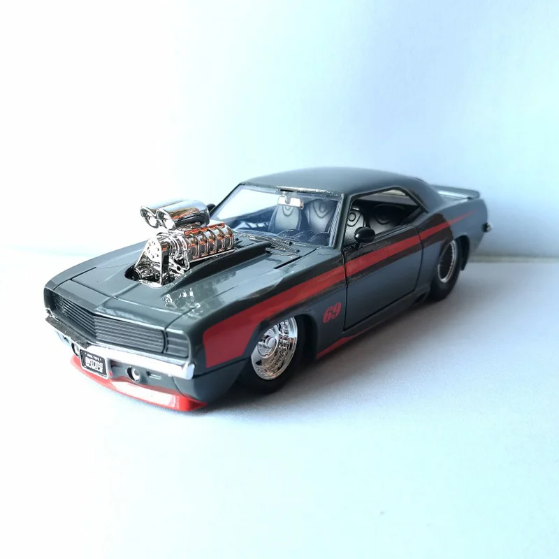 JADA масштаб 1:24 сплав Camaro Turbo литой миниатюрный игрушечный автомобиль моделирование классическая модель коллекционные предметы сувенир дисплей подарки
JADA масштаб 1:24 сплав Camaro Turbo литой миниатюрный игрушечный автомобиль моделирование классическая модель коллекционные предметы сувенир дисплей подарки