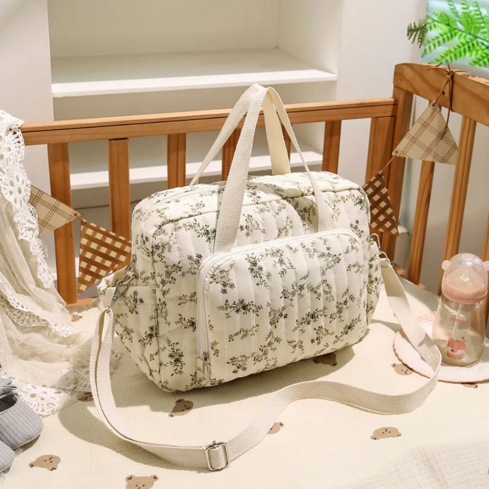 Floral Maternity Bag Pram Diaper Bag Large Capacity Travel Hanging Bag Toiletry Luggage Bag for Labor and Delivery
Floral Maternity Bag Pram Diaper Bag Large Capacity Travel Hanging Bag Toiletry Luggage Bag for Labor and Delivery