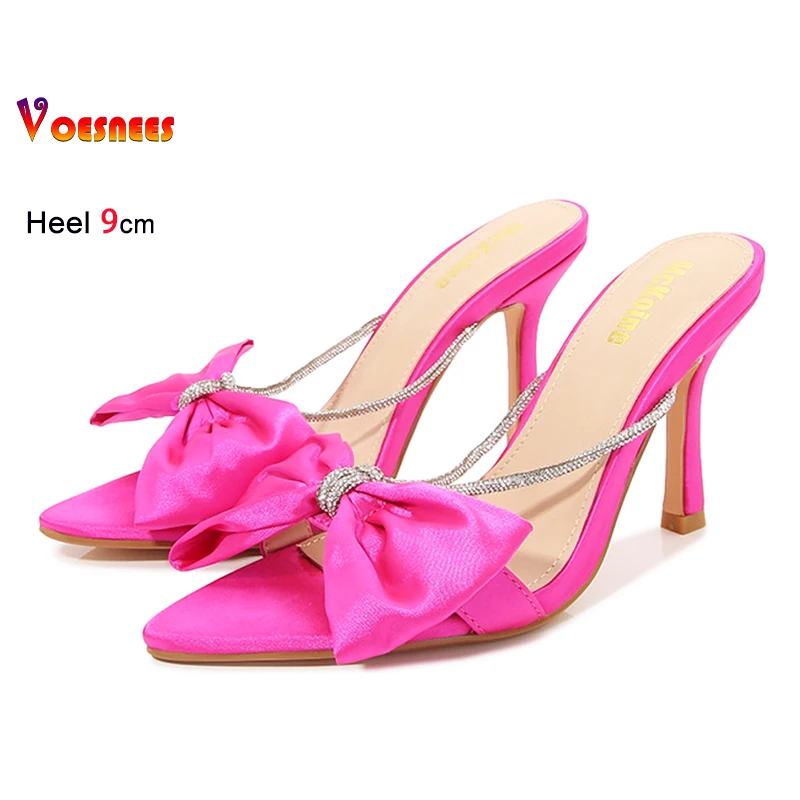 Женские шлепанцы с острым носком на тонком каблуке 9 см, летние шлепанцы, элегантные атласные сандалии с большим бантом, женская обувь для вечеринок
Женские шлепанцы с острым носком на тонком каблуке 9 см, летние шлепанцы, элегантные атласные сандалии с большим бантом, женская обувь для вечеринок