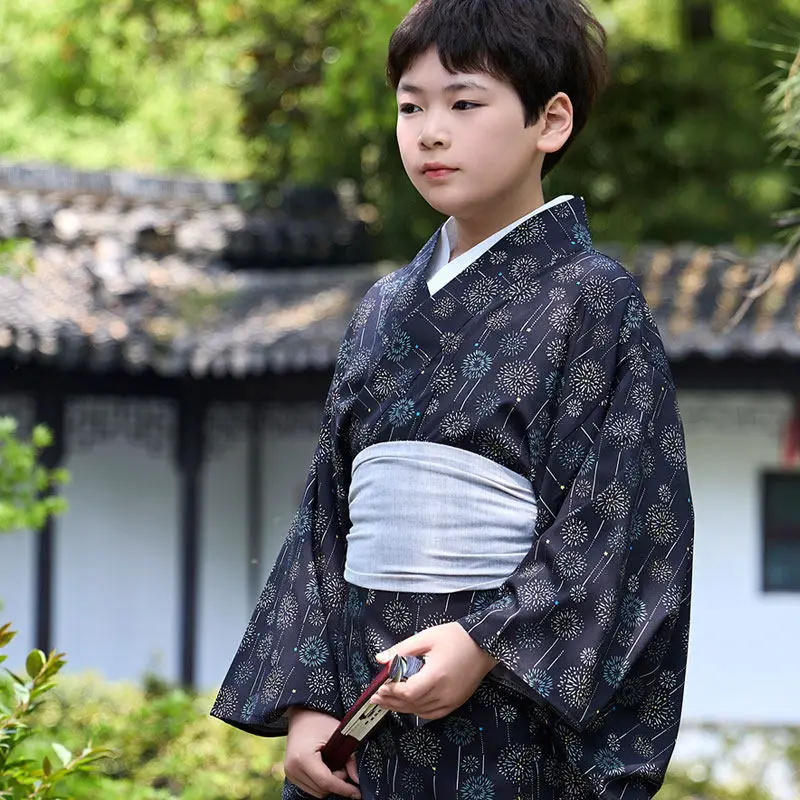 2026 New Vintage Japanese Children Traditional Kimono Robe With Belt Boys National Print Stage Performance Costume Kids Cosplay
2026 New Vintage Japanese Children Traditional Kimono Robe With Belt Boys National Print Stage Performance Costume Kids Cosplay