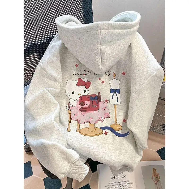 Sanrio Hello Kitty женская толстовка с капюшоном из плюша и флиса, японская милая мультяшная принт, свободная универсальная осенне-зимняя уличная куртка
Sanrio Hello Kitty женская толстовка с капюшоном из плюша и флиса, японская милая мультяшная принт, свободная универсальная осенне-зимняя уличная куртка
