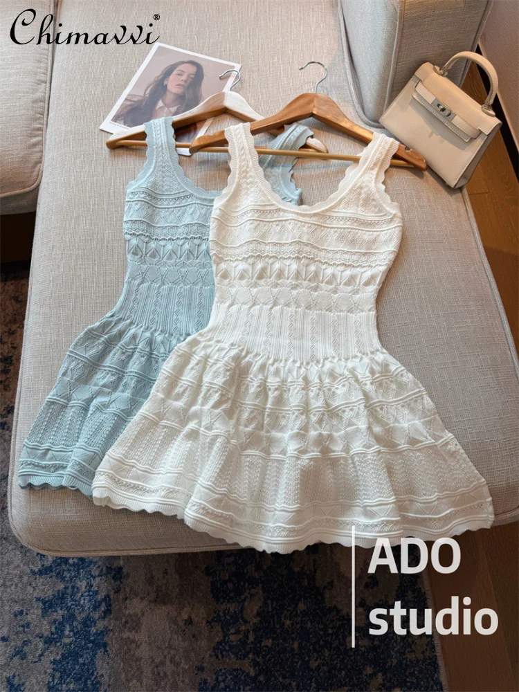 White Sweet A-line Ruffle Edge Knitted Vest Dress Women's Summer French Fashion Slim Temperament Sexy Girl Hollow Short Dress
White Sweet A-line Ruffle Edge Knitted Vest Dress Women's Summer French Fashion Slim Temperament Sexy Girl Hollow Short Dress