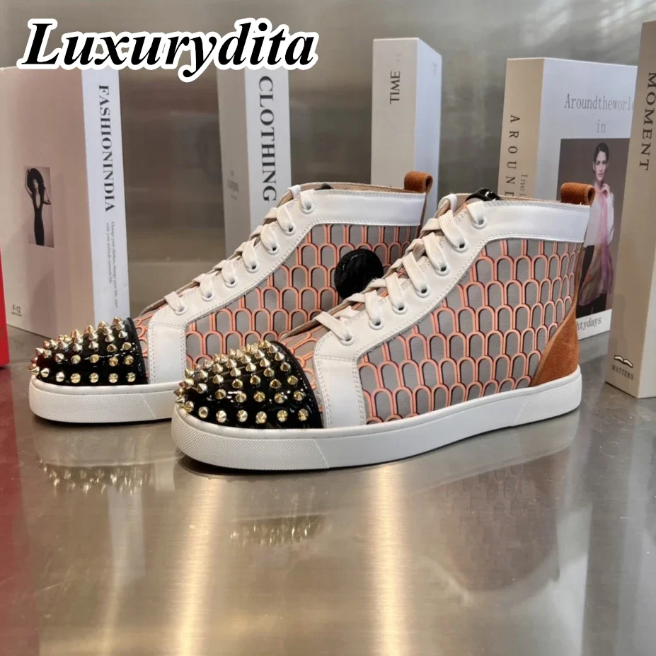 Top Quality Womens Trendy Casual Sneakers Luxury Mens Real Leather Tennis Shoes Designr Red Soled Tide Lovers Rivet Shoes HJ0444
Top Quality Womens Trendy Casual Sneakers Luxury Mens Real Leather Tennis Shoes Designr Red Soled Tide Lovers Rivet Shoes HJ0444