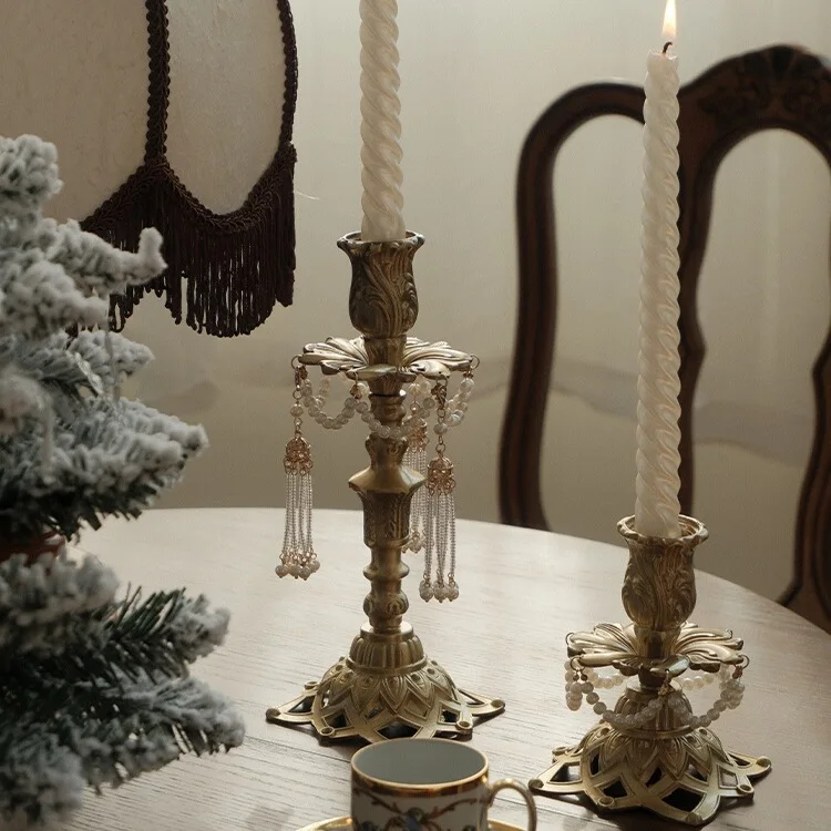 French Retro Candle Holder Ornament European Brass Carving American Home Exquisite Decoration Medieval Candle Holder
French Retro Candle Holder Ornament European Brass Carving American Home Exquisite Decoration Medieval Candle Holder
