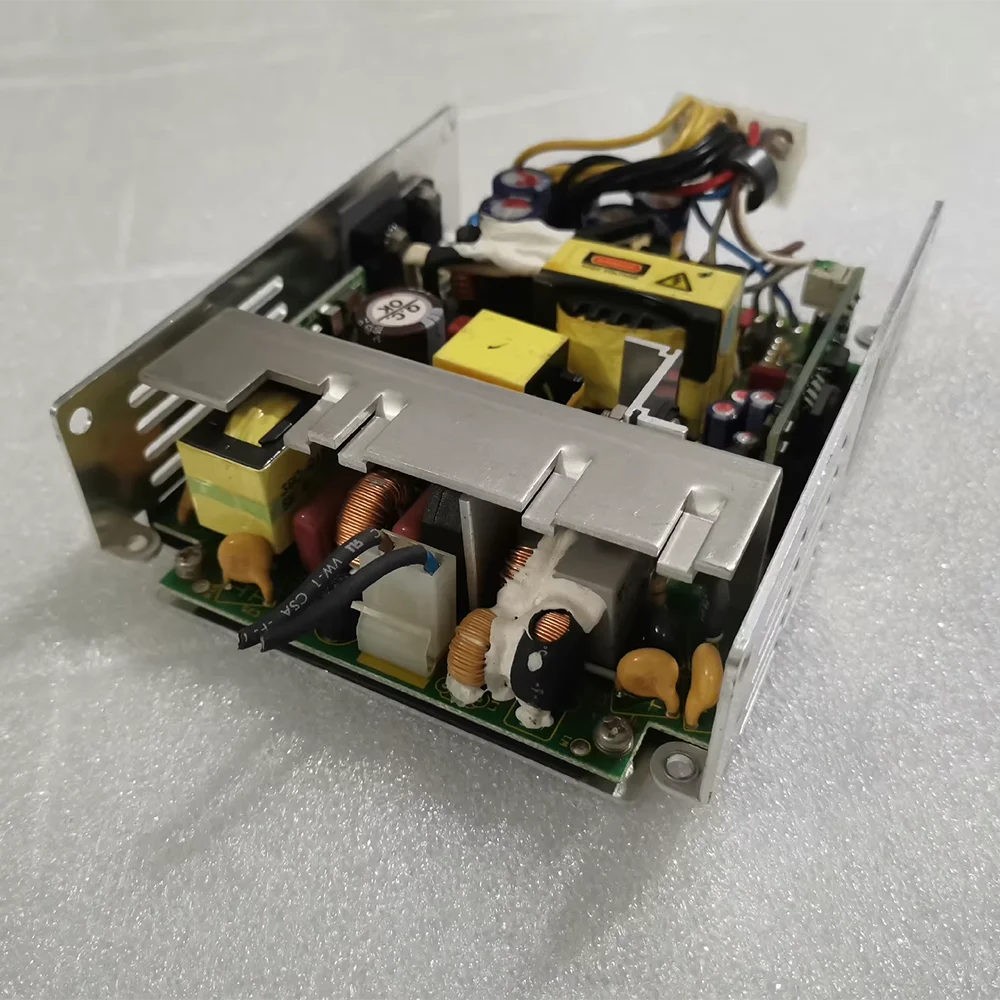 DLN-Z123 выход двухсторонний: 5 В 1 А, 12 В 10 А импульсный источник питания оригинальное качество быстрая доставка
DLN-Z123 выход двухсторонний: 5 В 1 А, 12 В 10 А импульсный источник питания оригинальное качество быстрая доставка