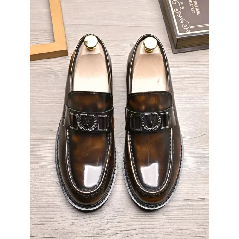 2024 Spring And Autumn New Men's Formal Shoes Genuine Leather Thick Sole Round Head Business Casual Shoes
2024 Spring And Autumn New Men's Formal Shoes Genuine Leather Thick Sole Round Head Business Casual Shoes