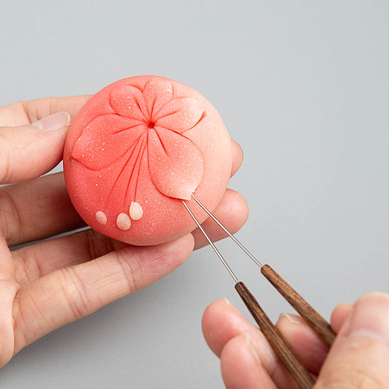 1 пара японских хризантем вагаси, тонкая рабочая игла, палочки для еды, вакаси, специальный инструмент для резки фруктов
1 пара японских хризантем вагаси, тонкая рабочая игла, палочки для еды, вакаси, специальный инструмент для резки фруктов