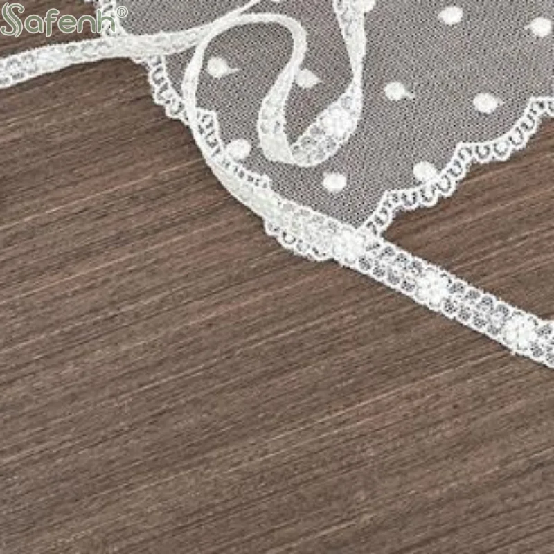 Retro Lace Hair Scarf For Women Floral White Triangle Woven Head Wrap Fashion For Picnics And Weekends
Retro Lace Hair Scarf For Women Floral White Triangle Woven Head Wrap Fashion For Picnics And Weekends