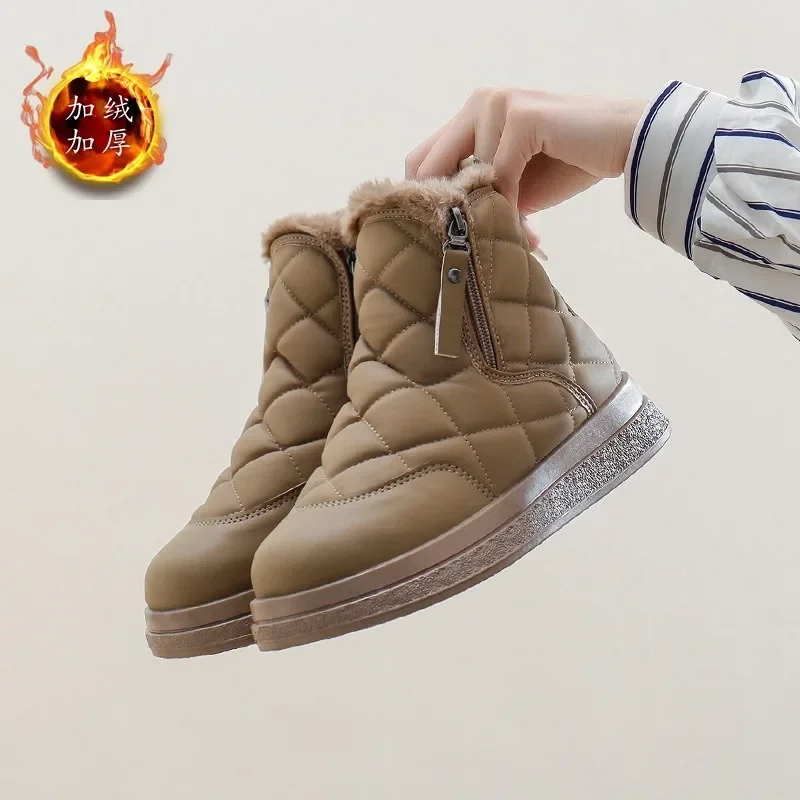 Snow Boots Women New Winter Velvet Thickened Warm High-top Boots Waterproof Non-Slip Soft Sole Short Boots Women's Cotton Shoes
Snow Boots Women New Winter Velvet Thickened Warm High-top Boots Waterproof Non-Slip Soft Sole Short Boots Women's Cotton Shoes